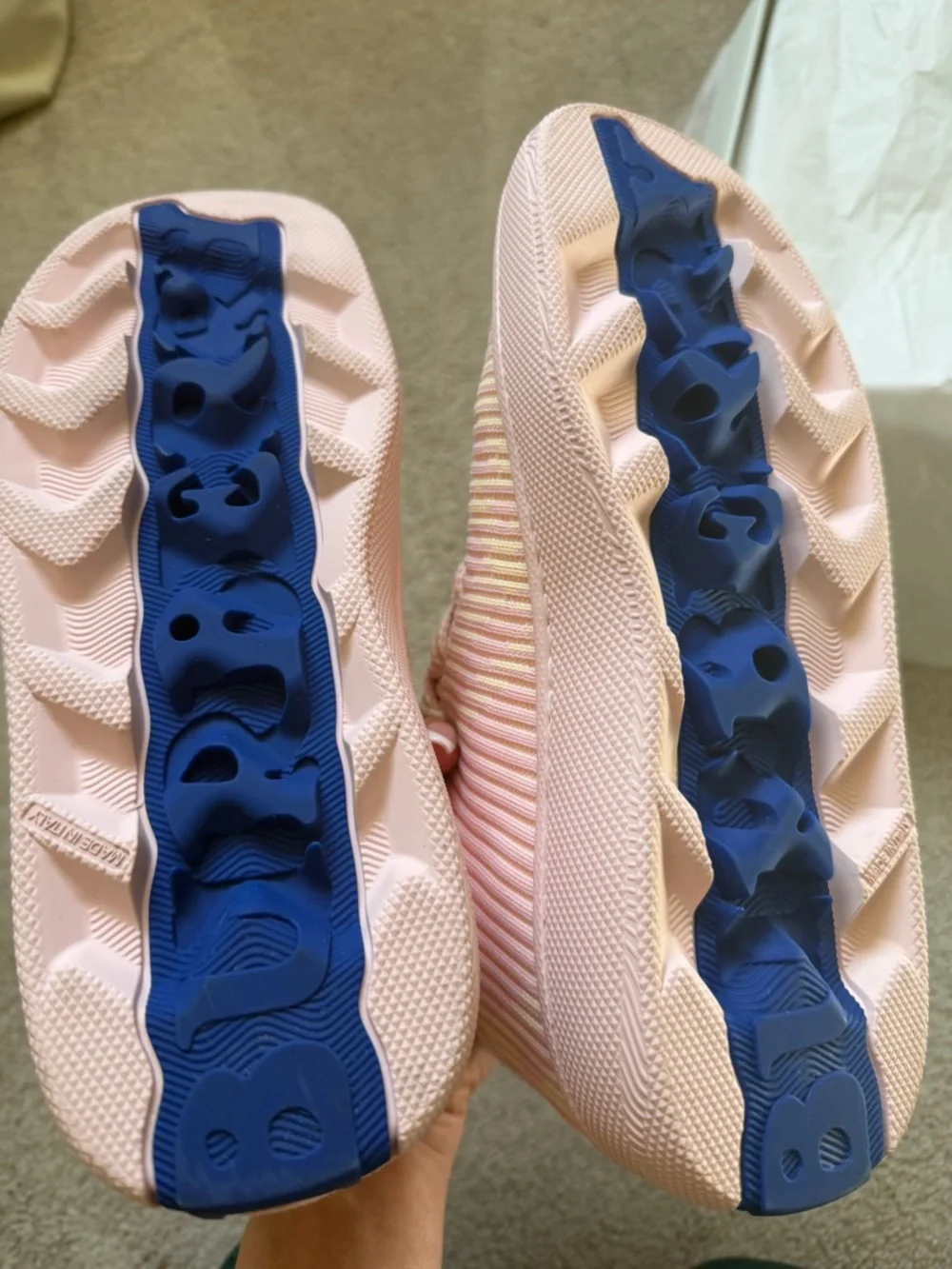 Burberry | sneakers - Picture 9 of 12